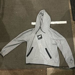 Medium Nike x Jordan sweatshirt